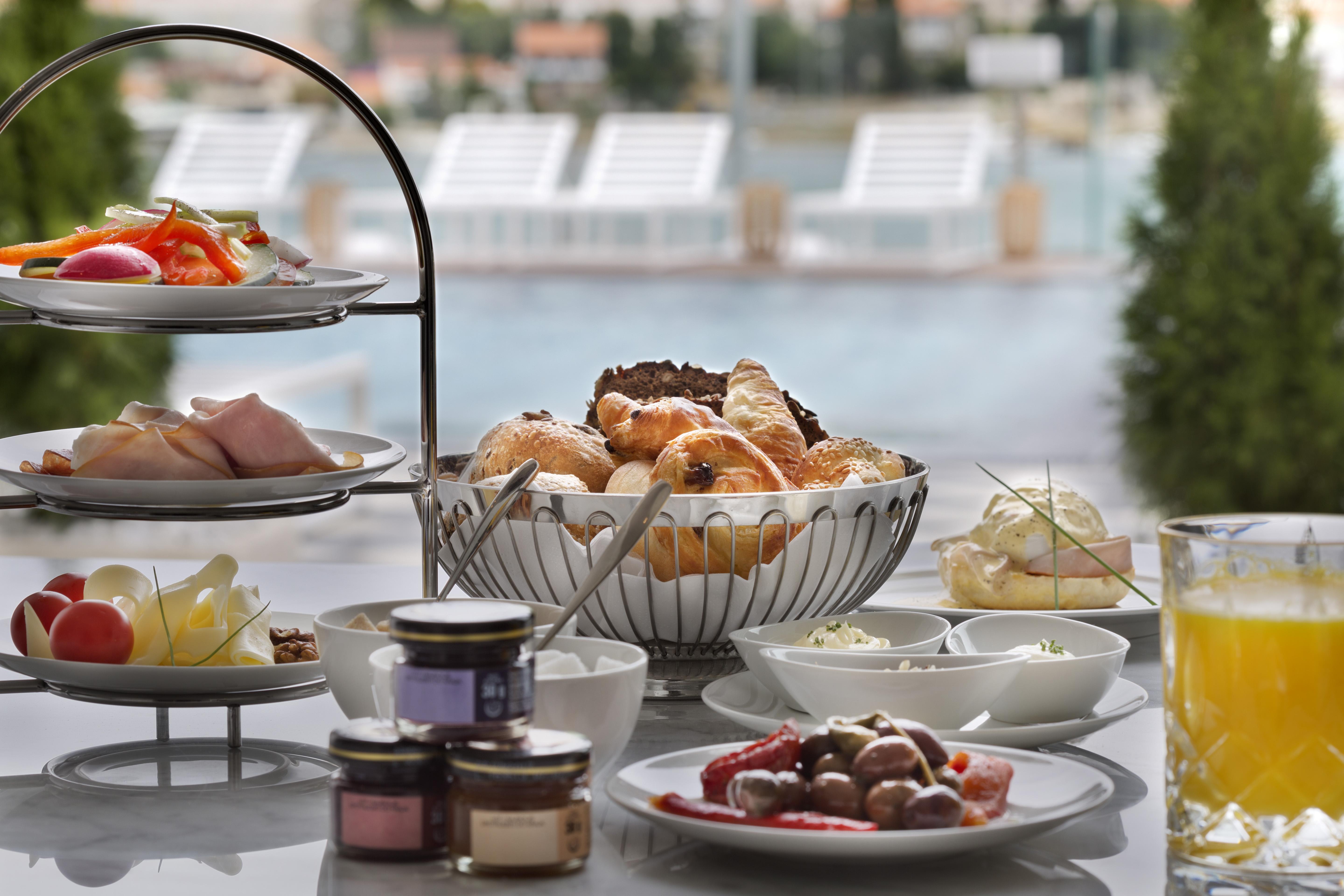 Hotel Brown Beach House & Spa Trogir Ngoại thất bức ảnh