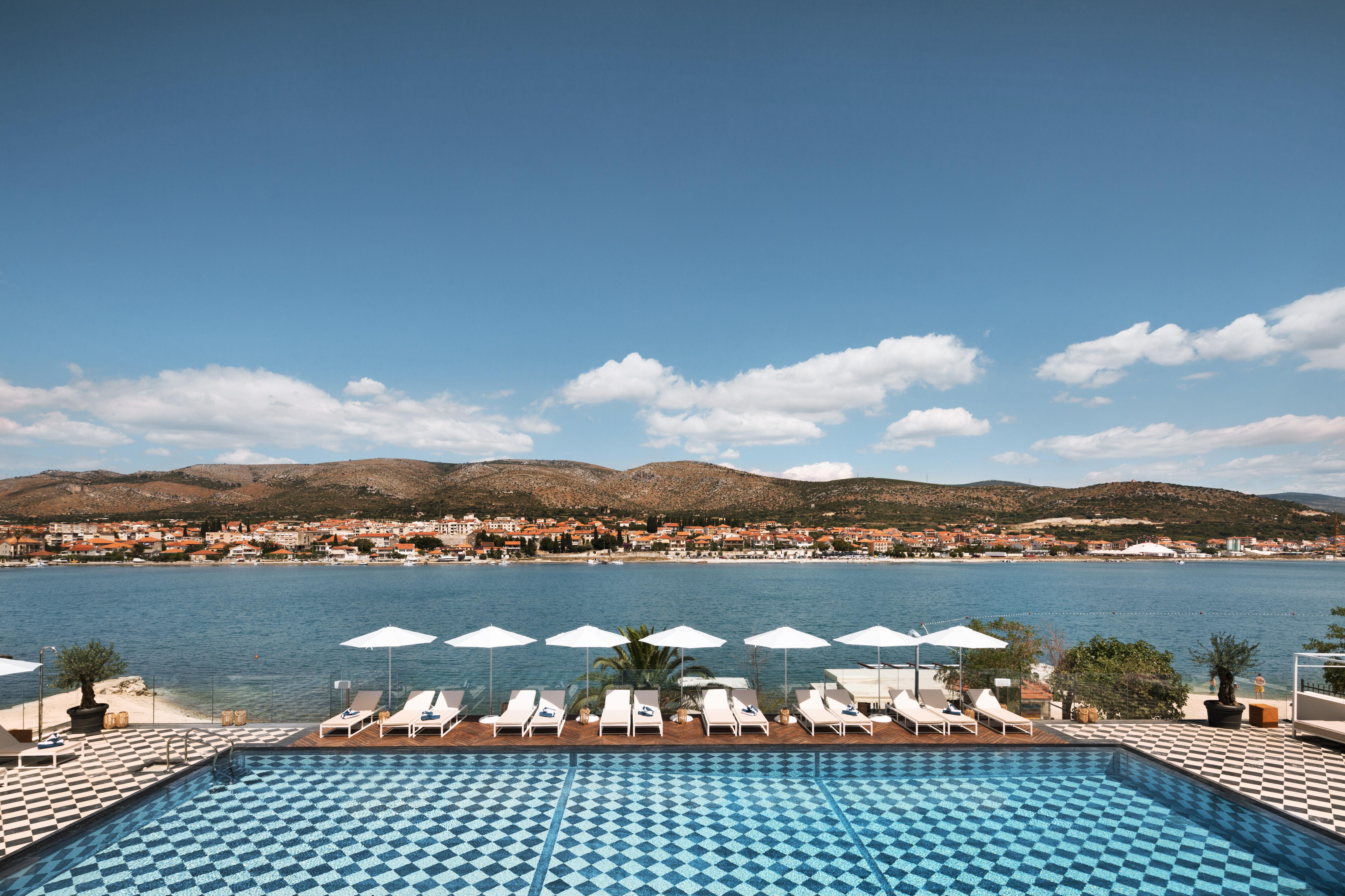 Hotel Brown Beach House & Spa Trogir Ngoại thất bức ảnh