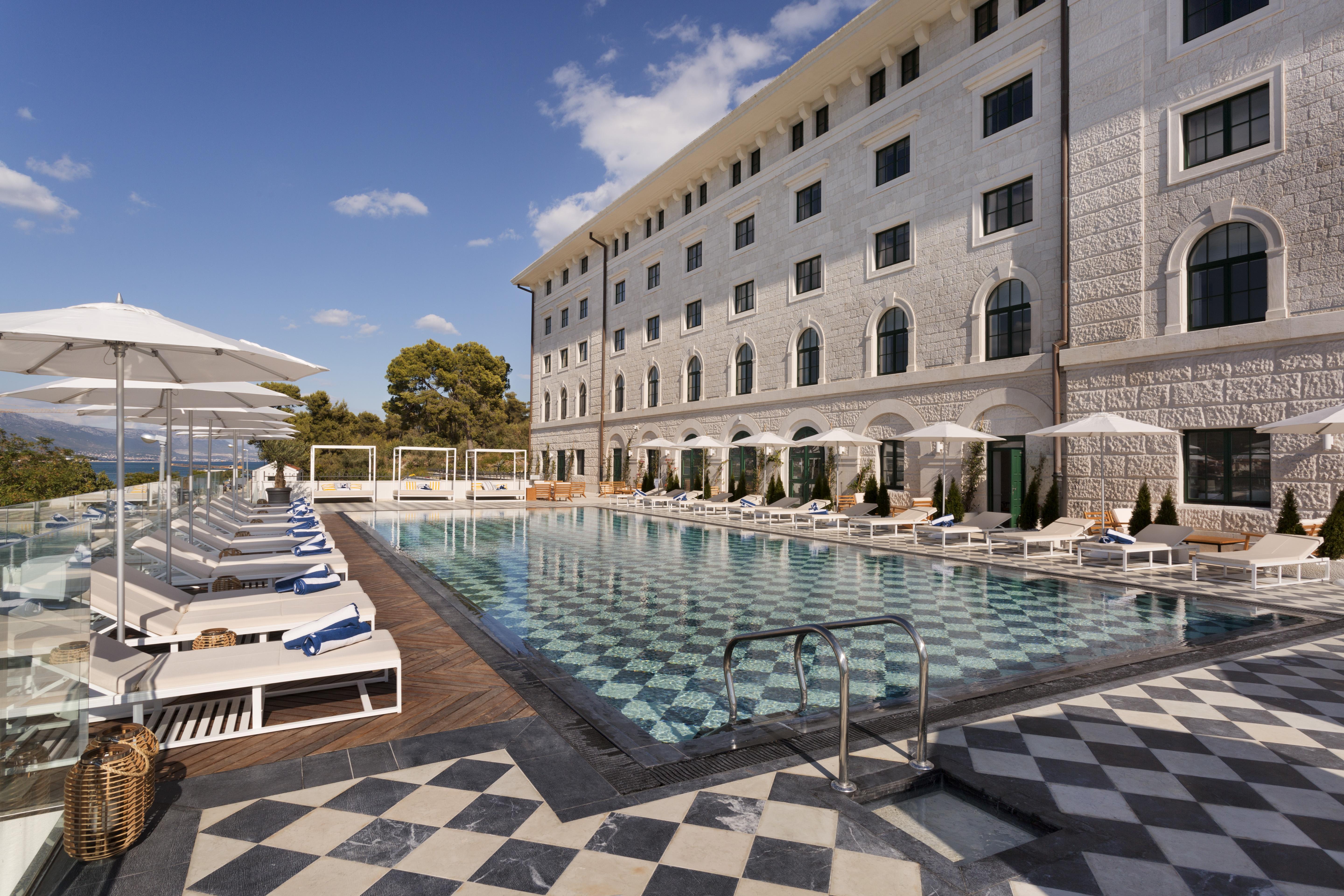 Hotel Brown Beach House & Spa Trogir Ngoại thất bức ảnh